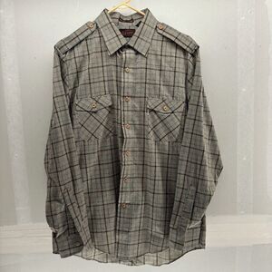 Vintage Levi's Men's L Plaid Flannel Shirt Beige Red Button Down Poly/Cotton EUC